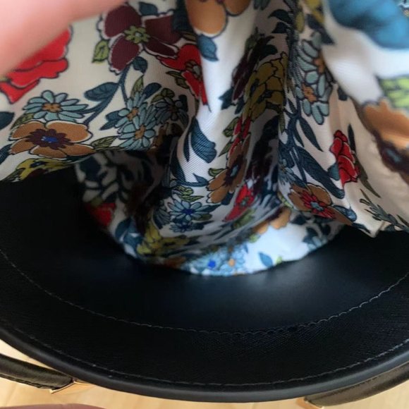 TORY BURCH EMERSON MINI BUCKET BAG - Picture 4 of 12